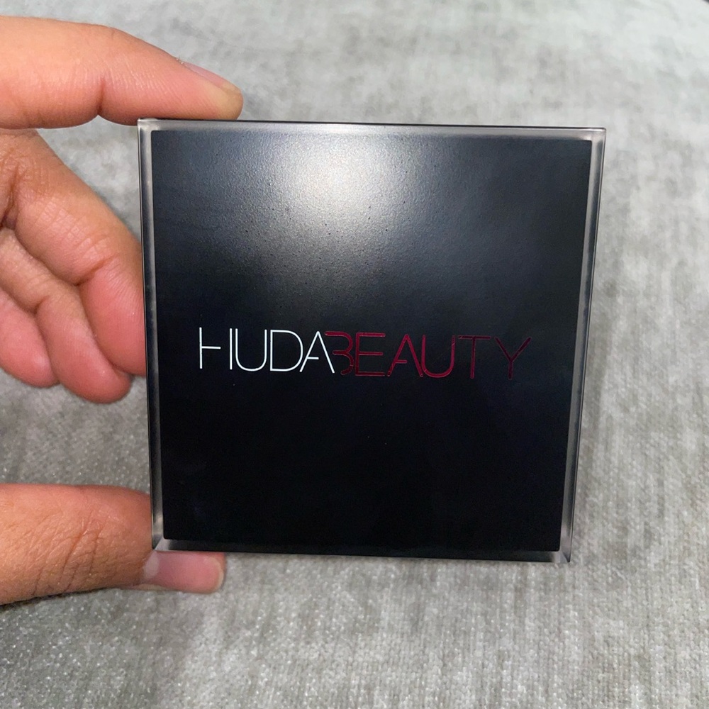 Makeup - Picture 4 of 6